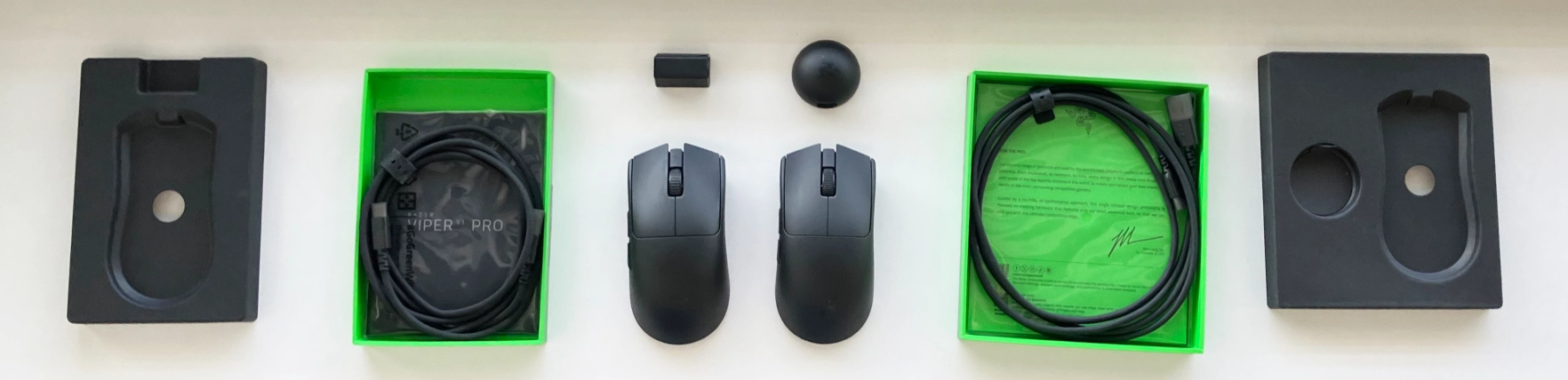 Rozbalené herní myši Razer Viper V3 Pro a Razer Viper V4 Pro