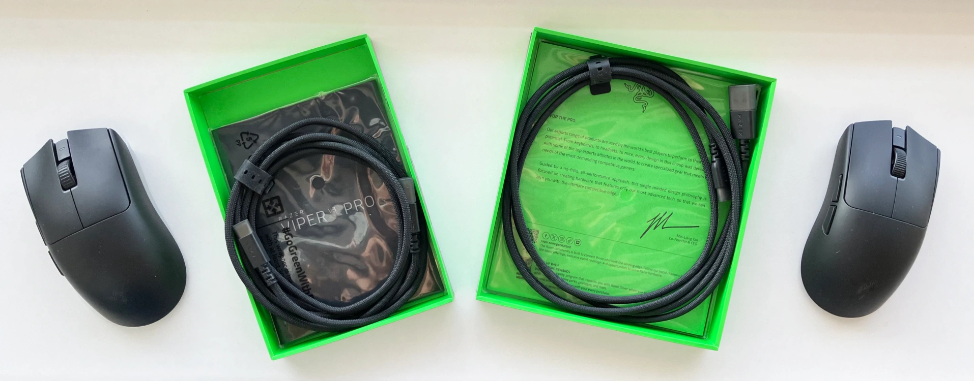Rozbalené herní myši Razer Viper V3 a V4 Pro